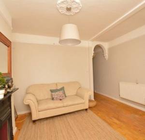 3 Bedroom House for sale in Devizes Road, Salisbury