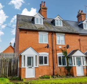 3 Bedroom House for sale in Knew Cottages , Salisbury