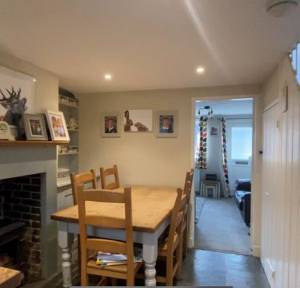 3 Bedroom House for sale in Knew Cottages , Salisbury