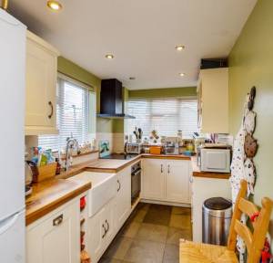 3 Bedroom House for sale in Knew Cottages , Salisbury