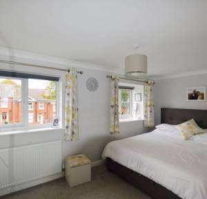 3 Bedroom House for sale in Highbury Court,, Salisbury