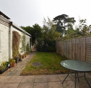 2 Bedroom House for sale in The Headlands, Salisbury