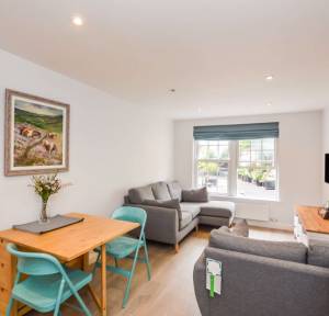 2 Bedroom Flat for sale in Fisherton Street, Salisbury
