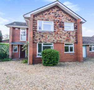 4 Bedroom House for sale in Stratford Road, Salisbury