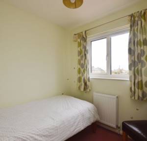 3 Bedroom House for sale in Nightingale Walk, Salisbury