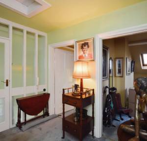 3 Bedroom Flat for sale in Shady Bower, Salisbury