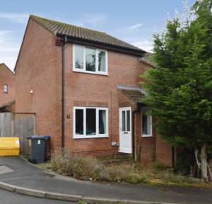 2 Bedroom House for sale in Ayrshire Close, Salisbury
