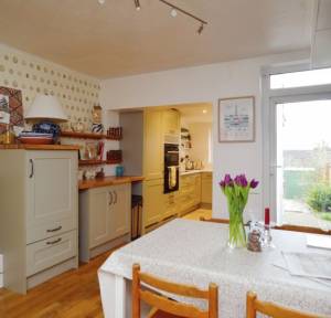 3 Bedroom House for sale in Fowlers Road, Salisbury