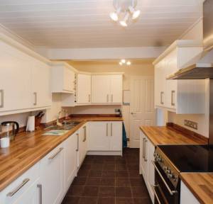 4 Bedroom House for sale in Twineham Gardens, Salisbury