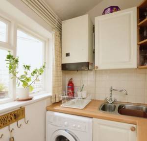 2 Bedroom House for sale in Love Lane, Salisbury