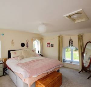 3 Bedroom House for sale in Amesbury Road, Salisbury