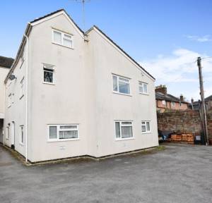2 Bedroom Flat for sale in Cathedral Court, Salisbury