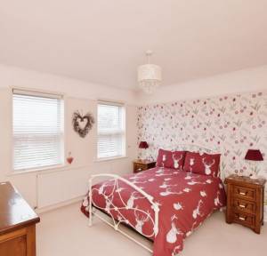 3 Bedroom House for sale in Downton Road, Salisbury