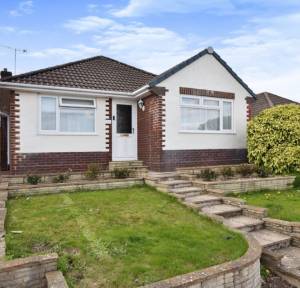 3 Bedroom Bungalow for sale in Sunnyhill Road, Salisbury