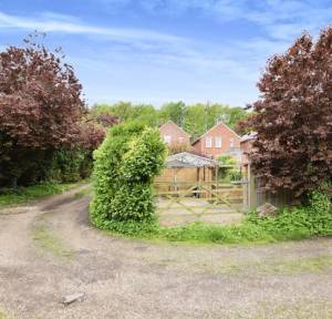 3 Bedroom House for sale in Downton Road, Salisbury