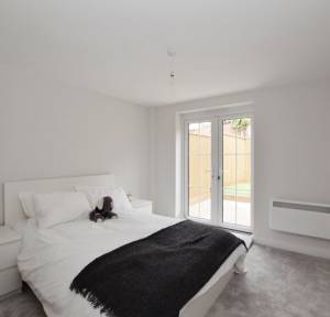 2 Bedroom Flat for sale in Wilton Road, Salisbury