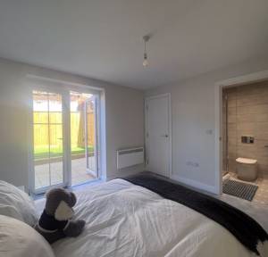 2 Bedroom Flat for sale in Wilton Road, Salisbury