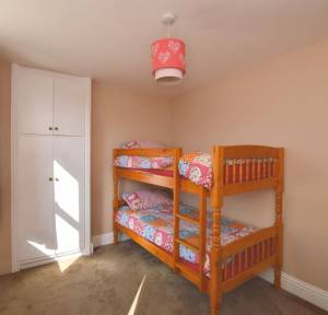 3 Bedroom House for sale in North Street, SALISBURY