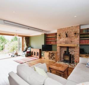 3 Bedroom House for sale in Weston Lane, Salisbury