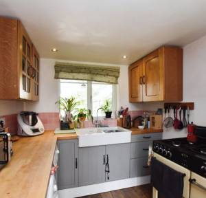 3 Bedroom House for sale in Weston Lane, Salisbury