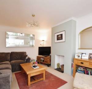 2 Bedroom Bungalow for sale in Queen Mary Road, Salisbury