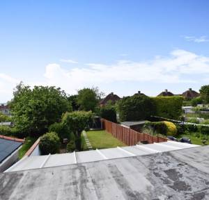 2 Bedroom Bungalow for sale in Queen Mary Road, Salisbury