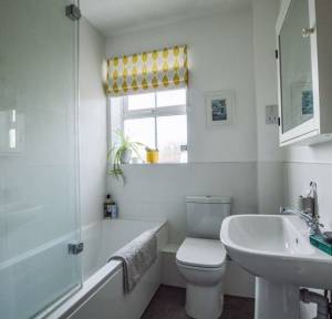 3 Bedroom Flat for sale in Jubilee Close, Salisbury