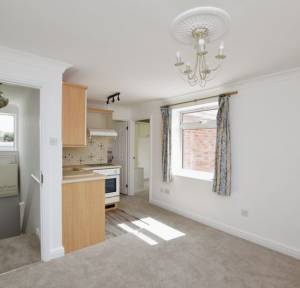 4 Bedroom House for sale in Cheverell Avenue, Salisbury
