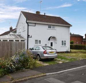 3 Bedroom House for sale in Coronation Road, Salisbury