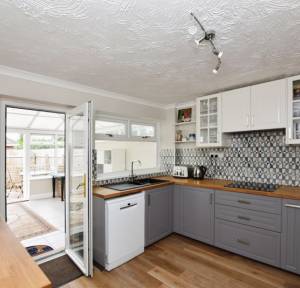 3 Bedroom House for sale in Coronation Road, Salisbury