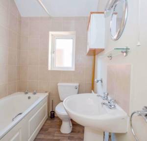 3 Bedroom House for sale in Kingsland Road, Salisbury