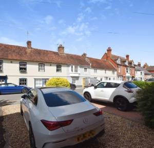 3 Bedroom House for sale in North Street, SALISBURY