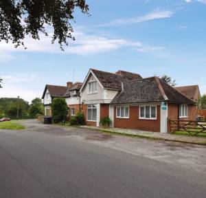 4 Bedroom House for sale in Orchard End, Salisbury