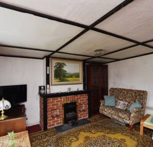 2 Bedroom House for sale in Gunville Road, Salisbury