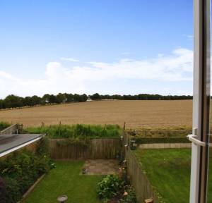 3 Bedroom House for sale in Downlands Close, Salisbury