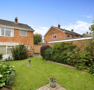 3 Bedroom House for sale in Downlands Close, Salisbury