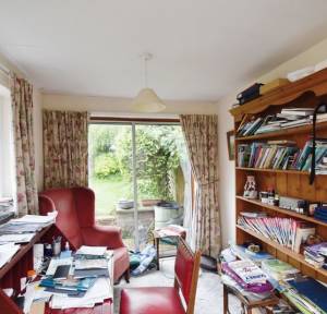 3 Bedroom House for sale in Westbourne Close, Salisbury