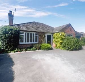 2 Bedroom Bungalow for sale in Potters Way, Salisbury