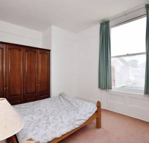 2 Bedroom Flat for sale in Shady Bower, Salisbury