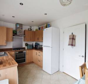 2 Bedroom House for sale in Batchelor Way, Salisbury