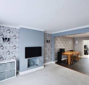 5 Bedroom House for sale in Heath Road, Salisbury