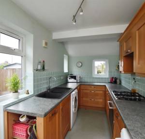 3 Bedroom House for sale in Heath Road, Salisbury