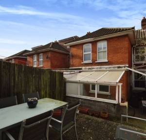 2 Bedroom House for sale in Guilder Lane, Salisbury