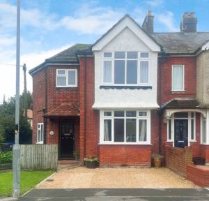 3 Bedroom House for sale in Hulse Road, Salisbury