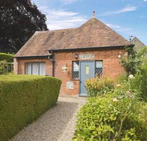 4 Bedroom House for sale in Milford Manor Gardens, Salisbury