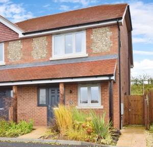 2 Bedroom House for sale in Pragnell Court, Salisbury