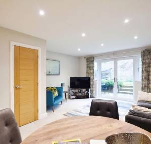 2 Bedroom House for sale in Pragnell Court, Salisbury