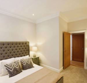 2 Bedroom Flat for sale in Nicholas Court, Salisbury