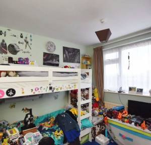 3 Bedroom House for sale in Alexandra Close, Salisbury