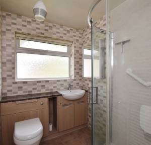 3 Bedroom Bungalow for sale in Parkland Way, Salisbury